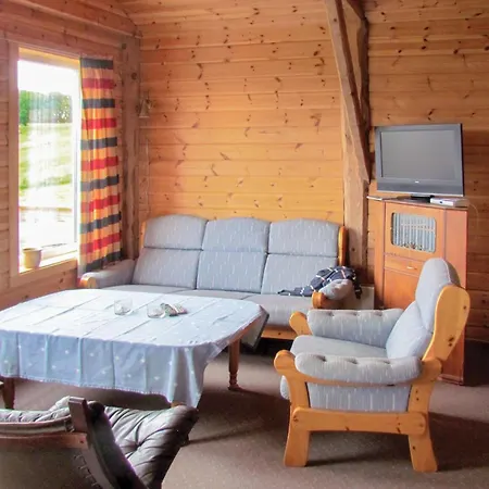 4 Bedroom Gorgeous In Bjoa Innbjoa